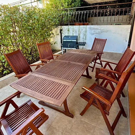 - Uzundzha Holiday home
